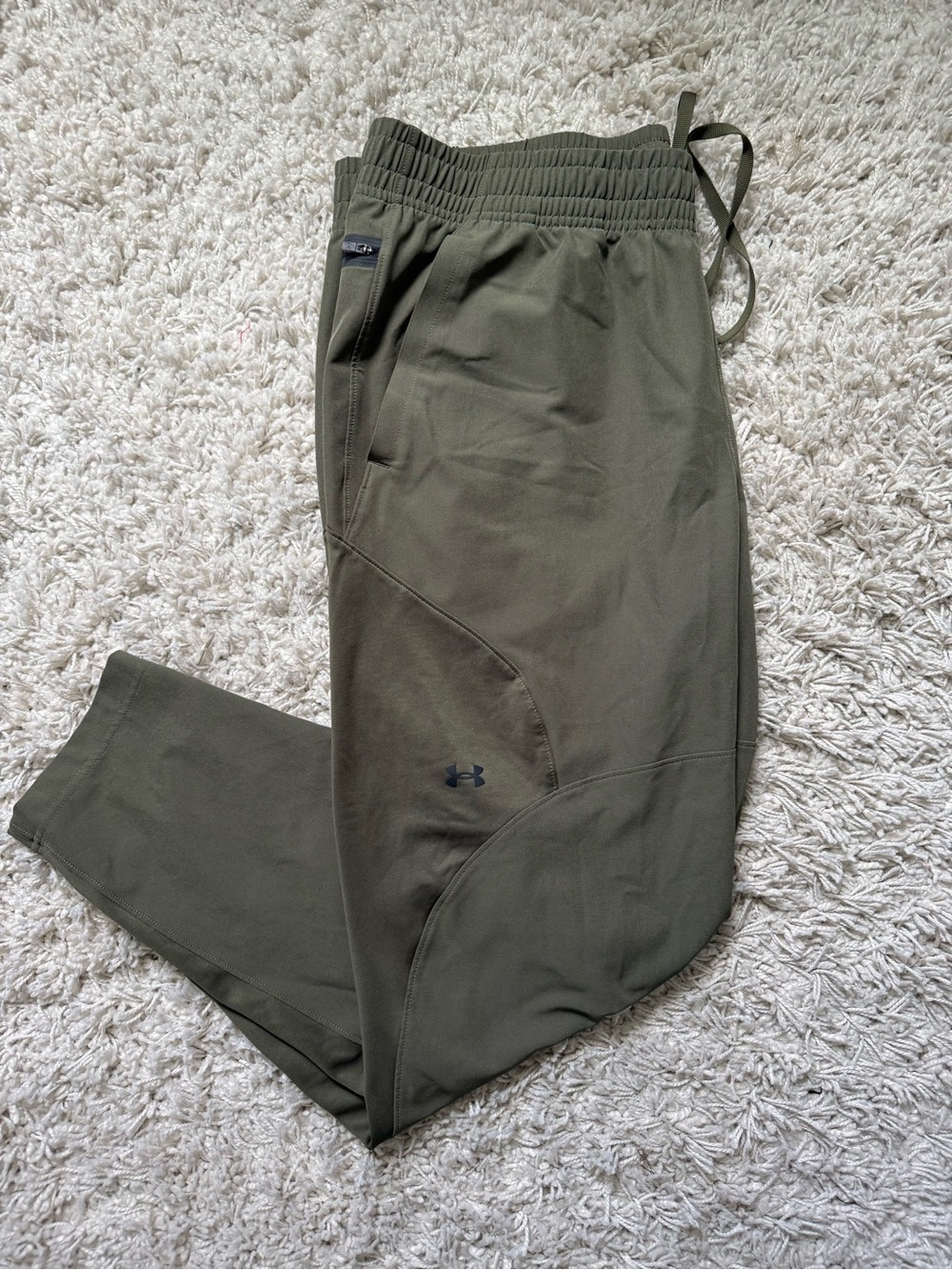 Under Armour Women’s Olive Green Athletic Pants